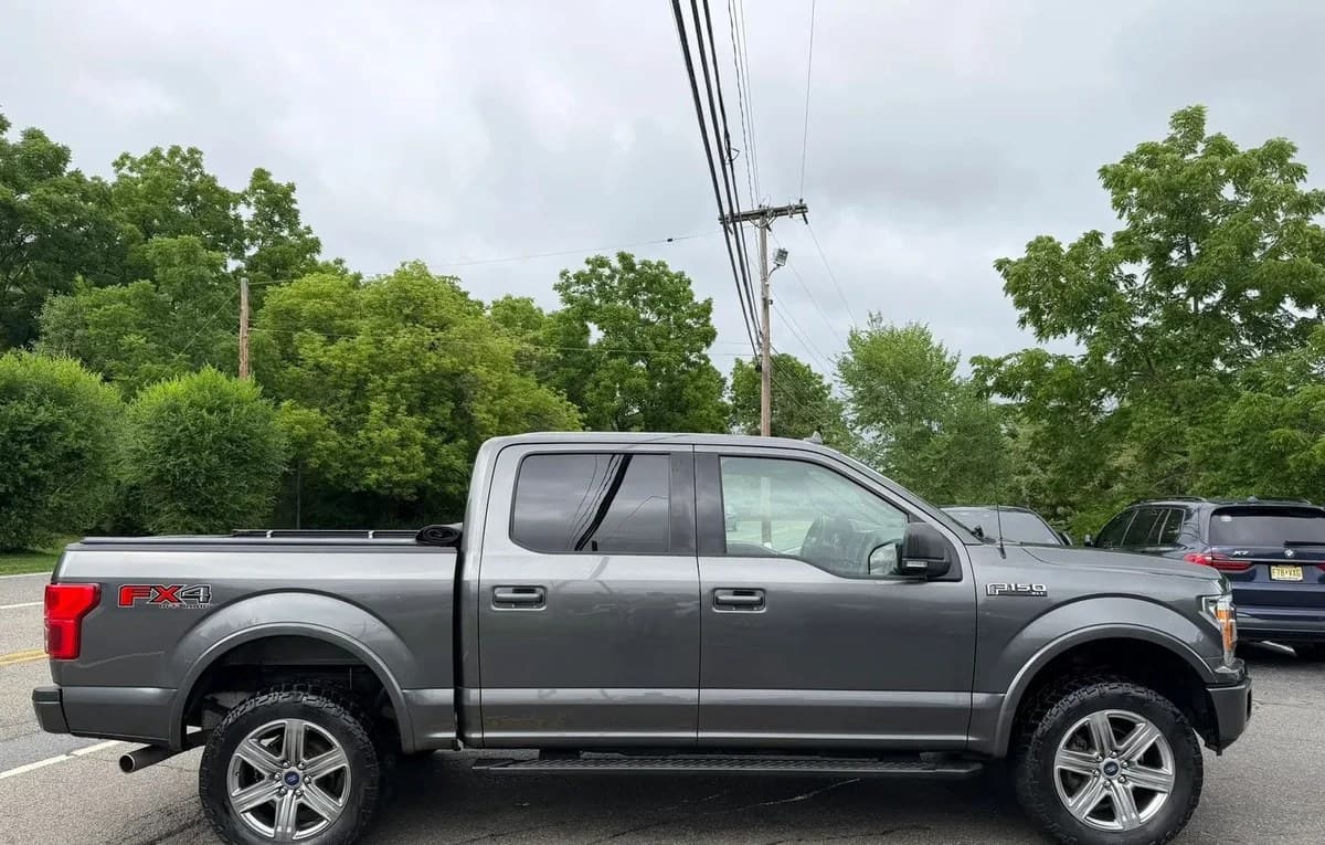 2018 FORD F-150 XLT CREW CAB SHORT BED 5