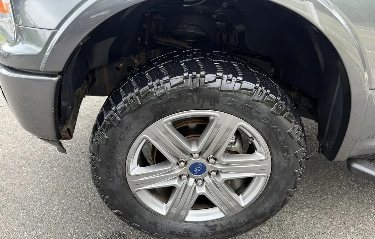 2018 FORD F-150 XLT CREW CAB SHORT BED 6