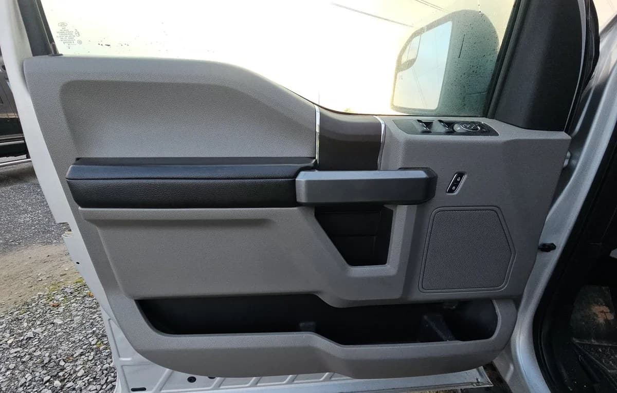 2018 FORD F-150 XLT CREW CAB SHORT BED 6