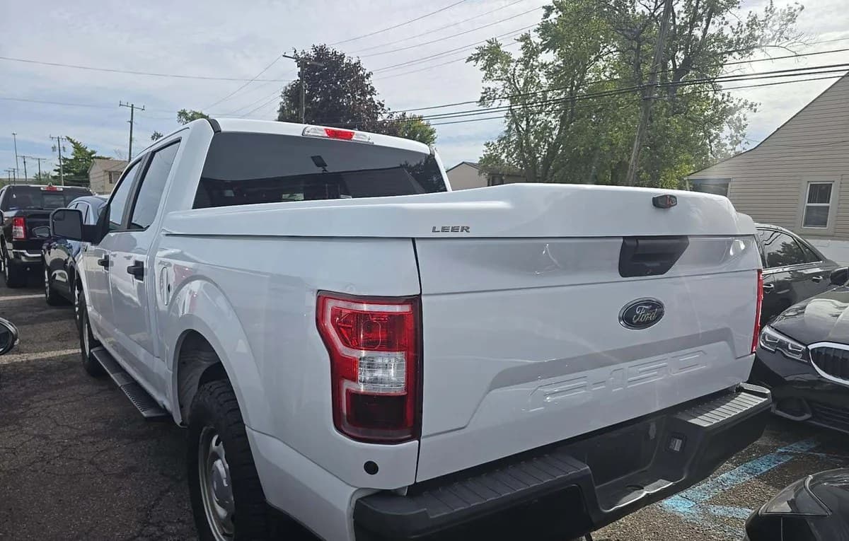 2018 FORD F-150 XL CREW CAB SHORT BED 3