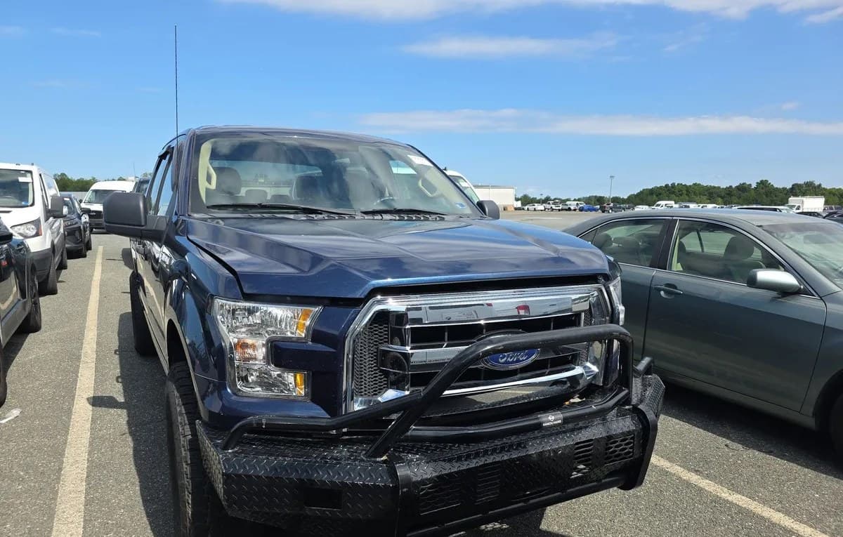2017 FORD F-150 XLT CREW CAB SHORT BED 3