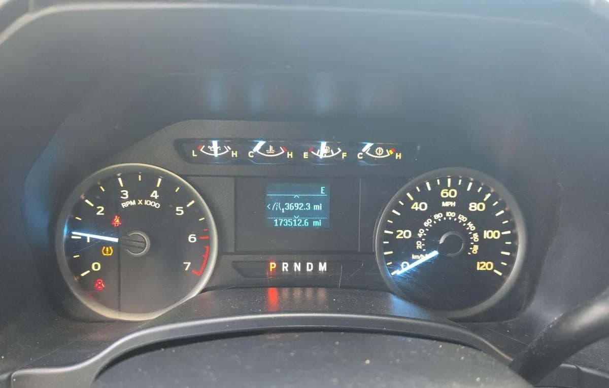 2018 FORD F-150 XLT CREW CAB SHORT BED 6