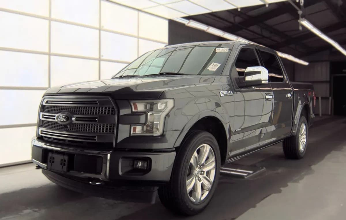 2017 FORD F-150 PLATINUM CREW CAB SHORT BED 2