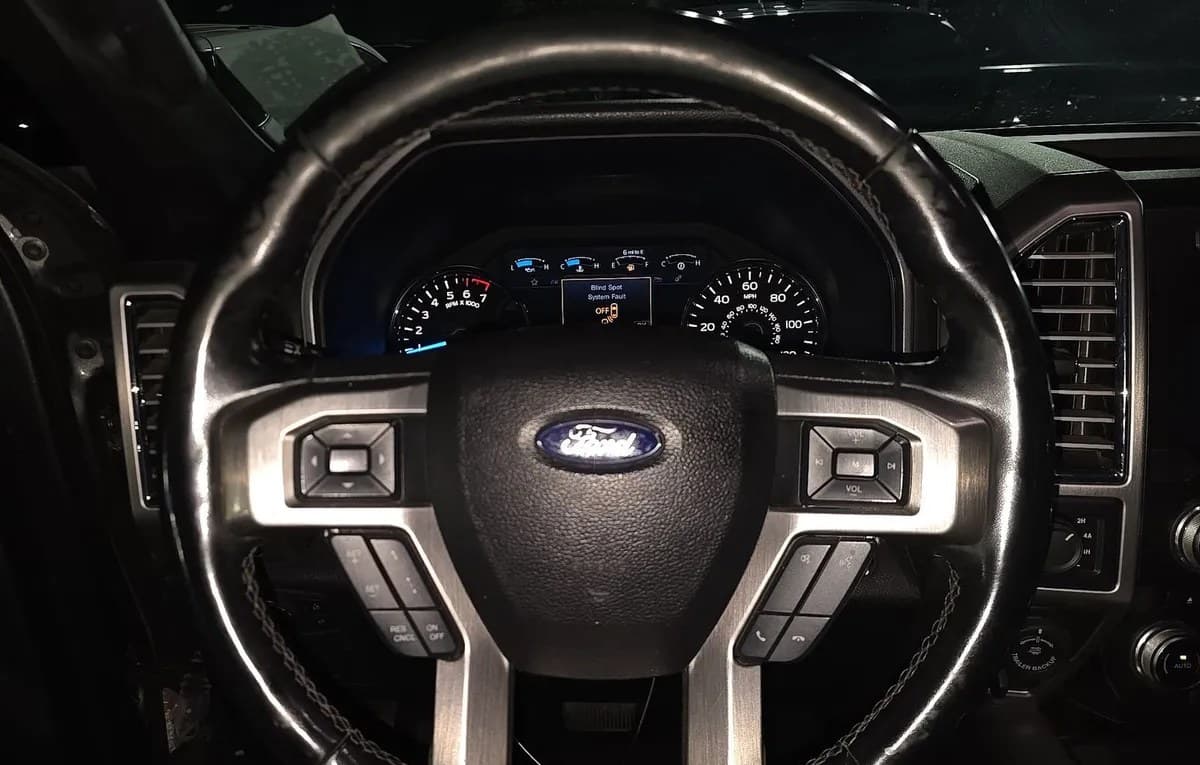 2017 FORD F-150 PLATINUM CREW CAB SHORT BED 7
