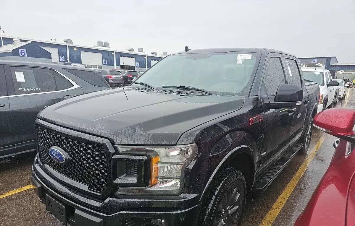 2018 FORD F-150 XLT CREW CAB SHORT BED 2