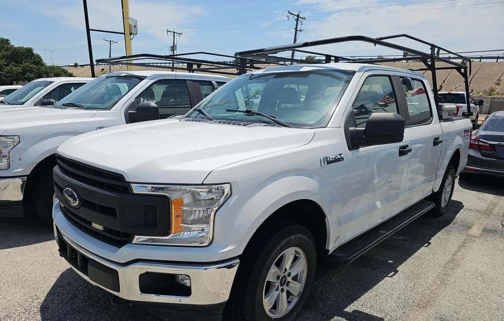 2018 FORD F-150 XL CREW CAB SHORT BED 1
