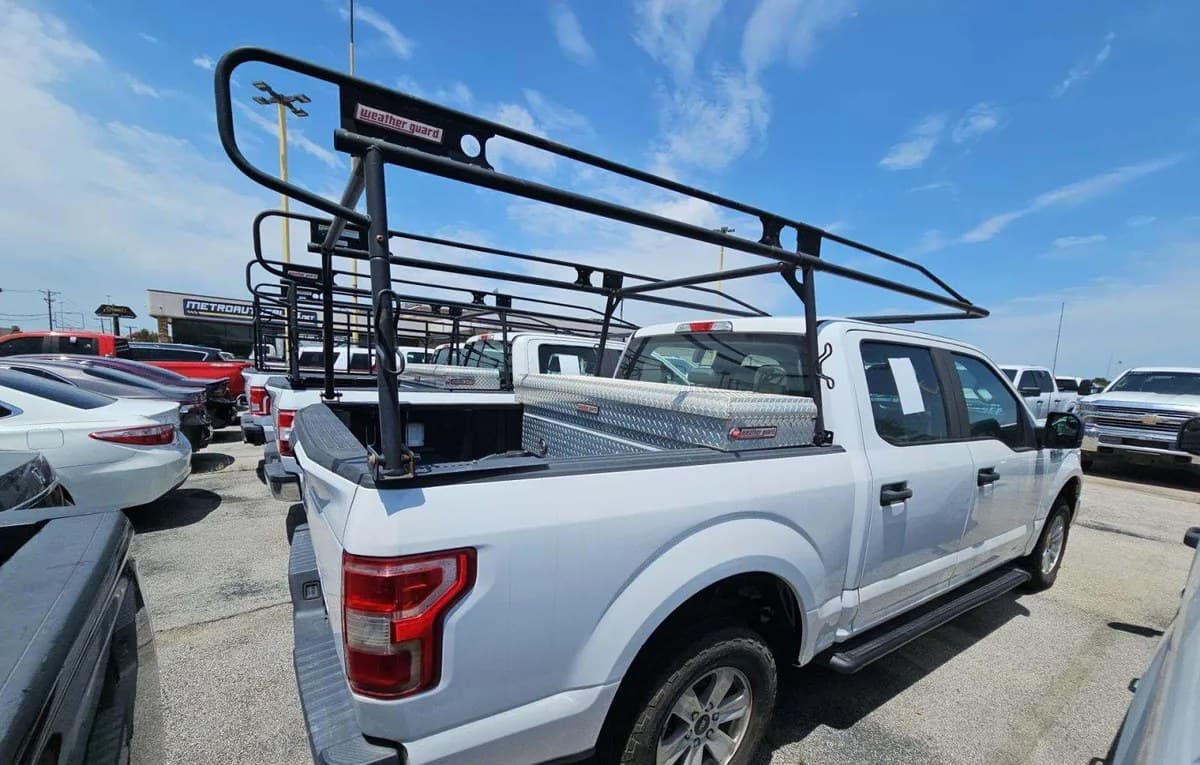 2018 FORD F-150 XL CREW CAB SHORT BED 4