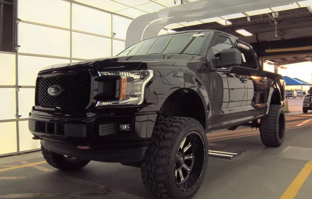 2018 FORD F-150 XLT CREW CAB SHORT BED