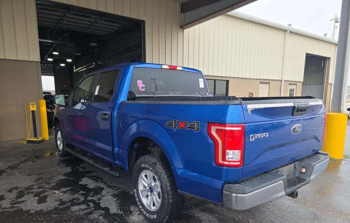 2017 FORD F-150 XLT CREW CAB SHORT BED 3