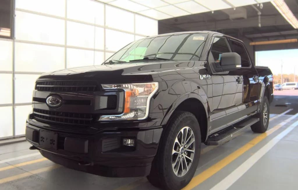 2018 FORD F-150 XLT CREW CAB SHORT BED 1