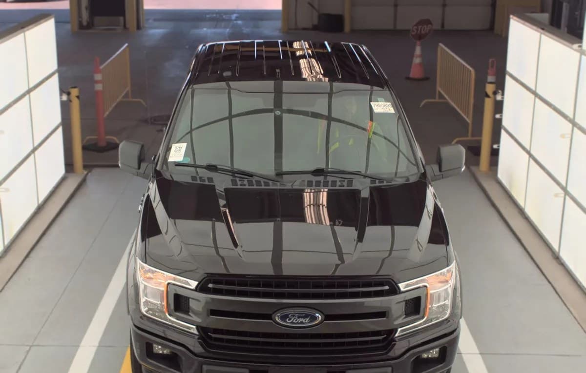 2018 FORD F-150 XLT CREW CAB SHORT BED 3