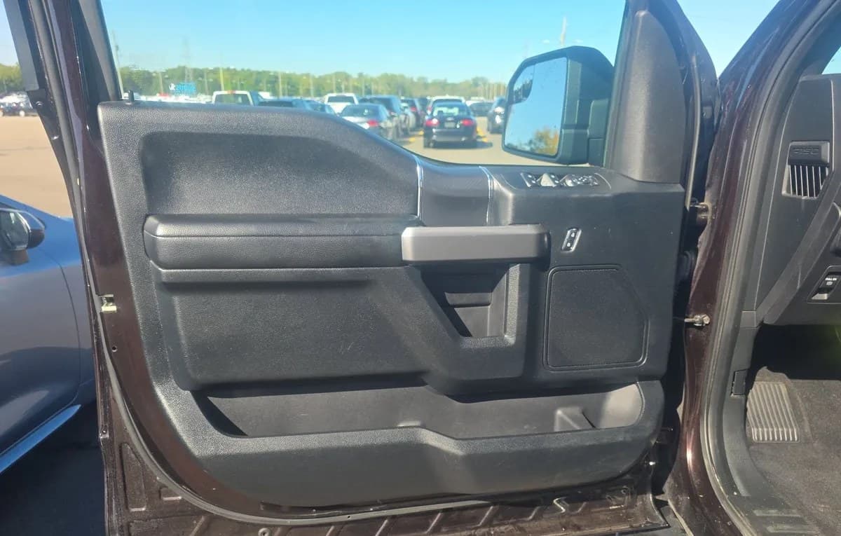 2018 FORD F-150 XLT CREW CAB SHORT BED 6