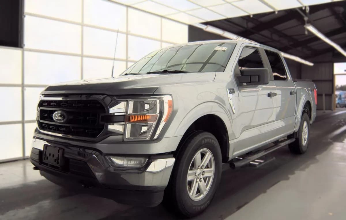 2021 FORD F-150 XLT CREW CAB SHORT BED 2