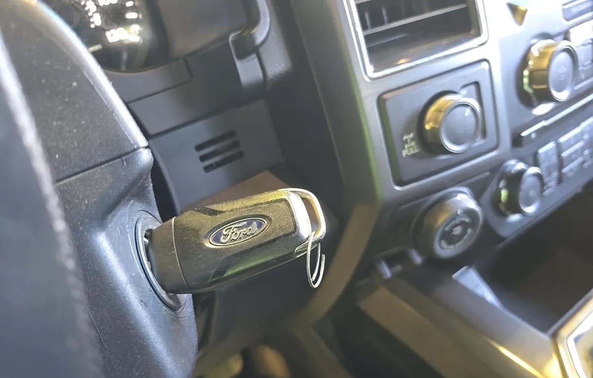 2018 FORD F-150 XLT CREW CAB SHORT BED 5