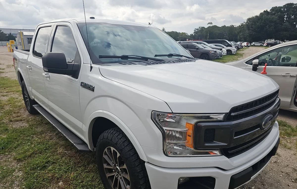 2018 FORD F-150 XLT CREW CAB SHORT BED 4