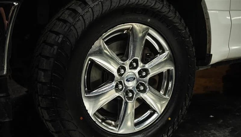 2018 FORD F-150 XLT CREW CAB SHORT BED 4