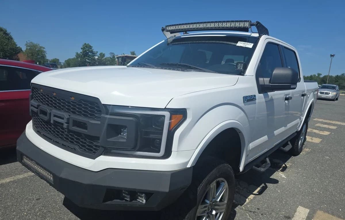 2019 FORD F-150 XLT CREW CAB SHORT BED 2