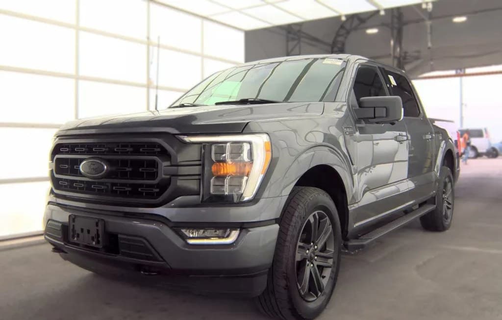 2023 FORD F-150 XLT CREW CAB SHORT BED