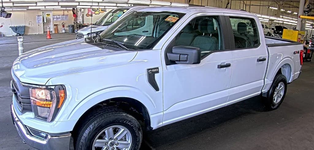 2023 FORD F-150 XL CREW CAB SHORT BED