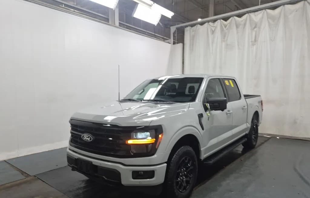 2024 FORD F-150 XLT CREW CAB SHORT BED