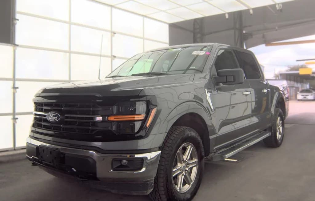 2025 FORD F-150 XLT CREW CAB SHORT BED