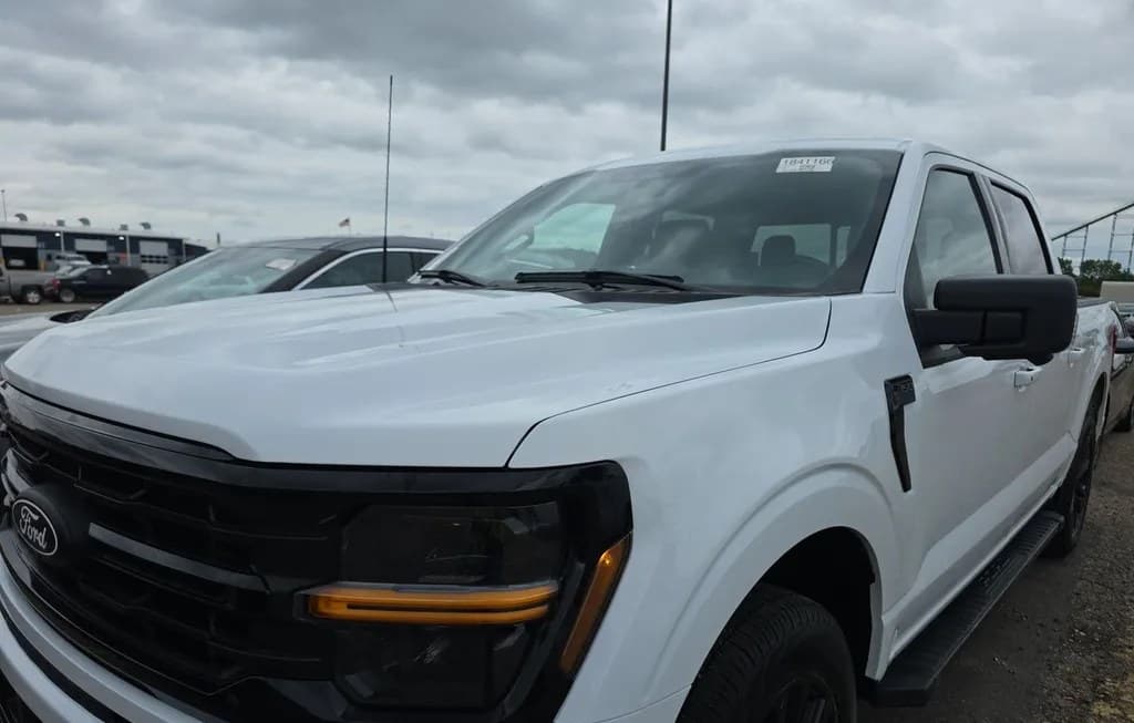 2025 FORD F-150 XLT CREW CAB SHORT BED