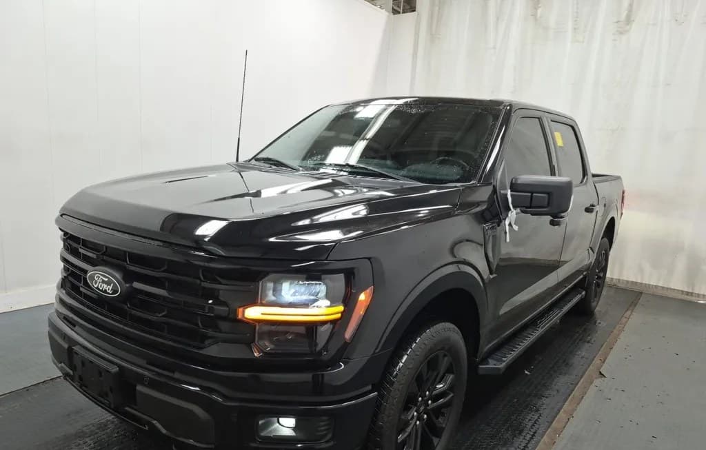 2024 FORD F-150 XLT CREW CAB SHORT BED