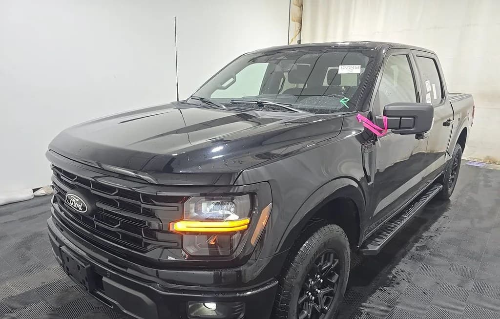 2024 FORD F-150 XLT CREW CAB SHORT BED