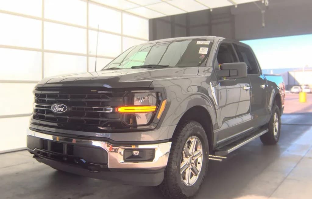2025 FORD F-150 XLT CREW CAB SHORT BED