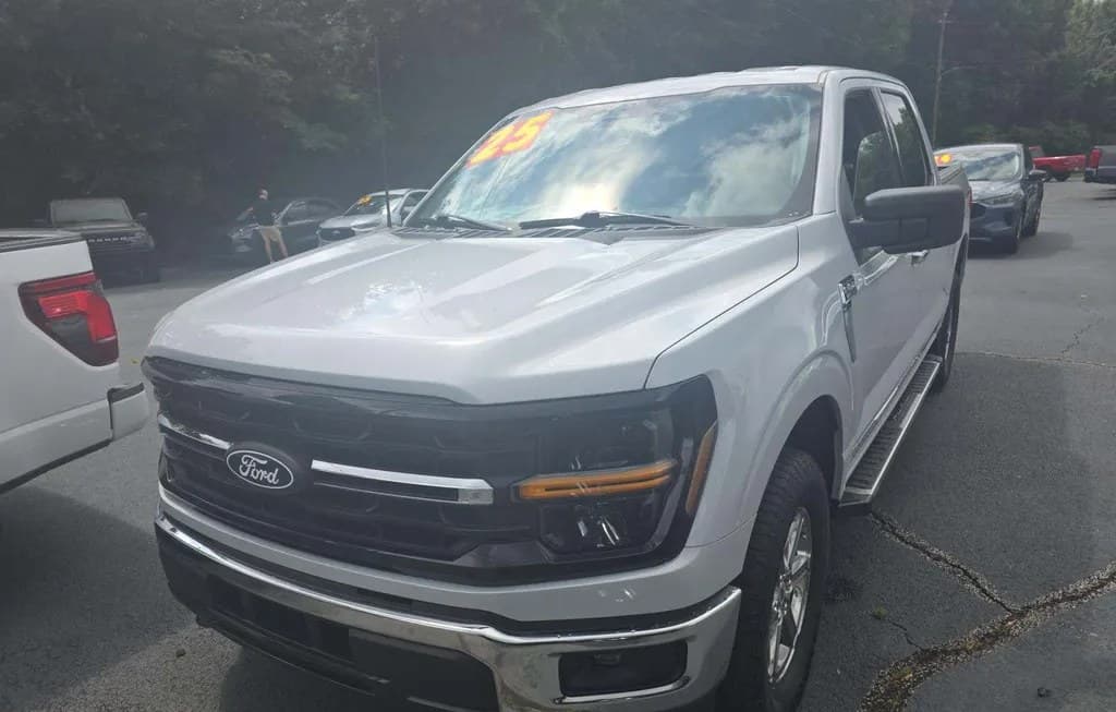 2025 FORD F-150 XLT CREW CAB SHORT BED