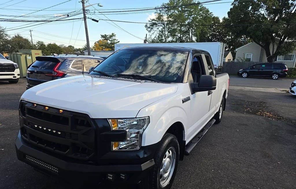 2017 FORD F-150 XL EXTENDED CAB MEDIUM BED W/REAR DOORS