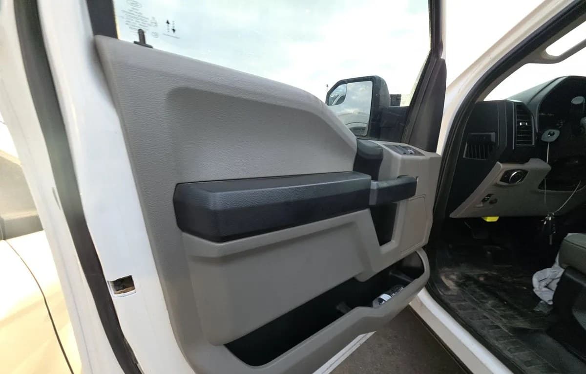 2020 FORD F-150 XL EXTENDED CAB MEDIUM BED W/REAR DOORS 6