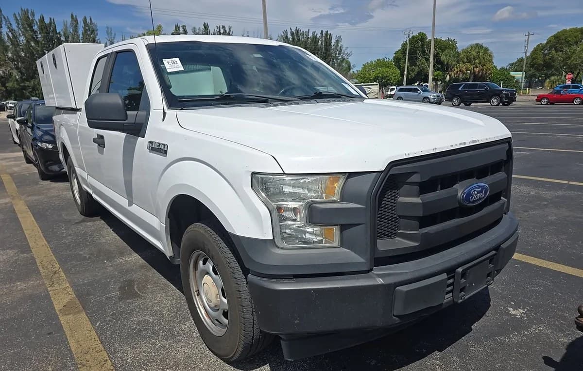 2017 FORD F-150 XL EXTENDED CAB MEDIUM BED W/REAR DOORS 4