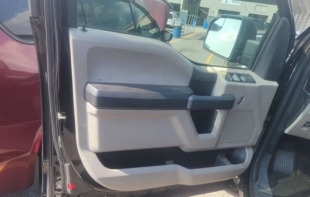 2019 FORD F-150 XL EXTENDED CAB MEDIUM BED W/REAR DOORS 6