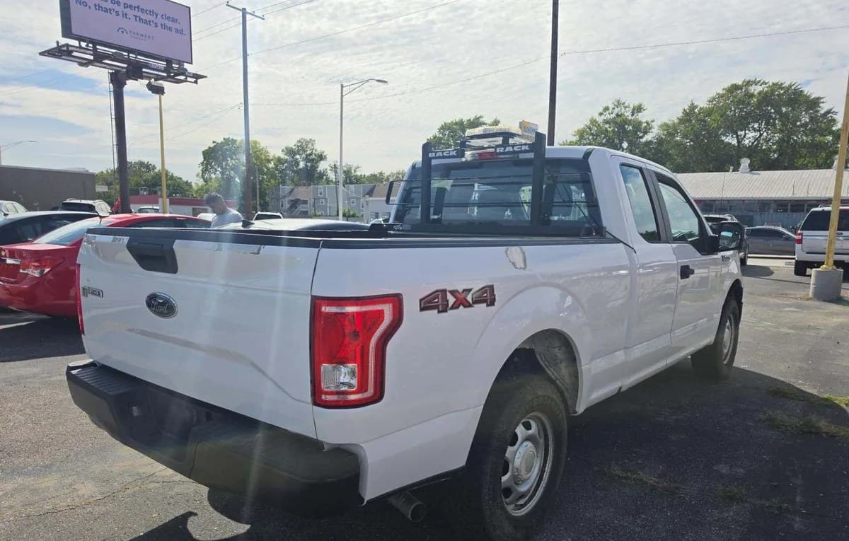 2017 FORD F-150 XL EXTENDED CAB MEDIUM BED W/REAR DOORS 4