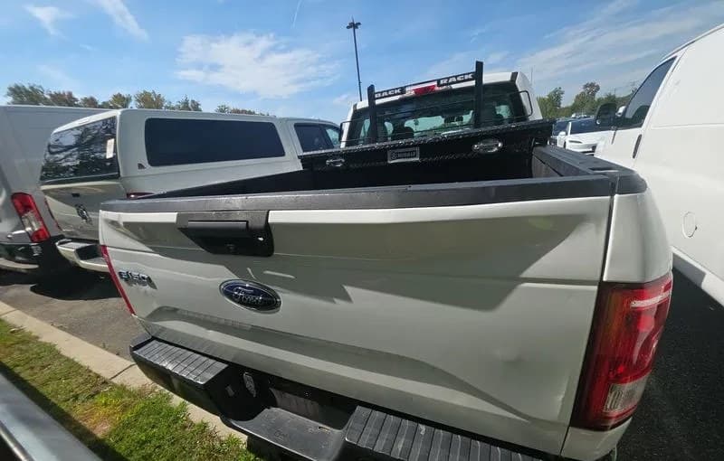2017 FORD F-150 XL EXTENDED CAB MEDIUM BED W/REAR DOORS 7