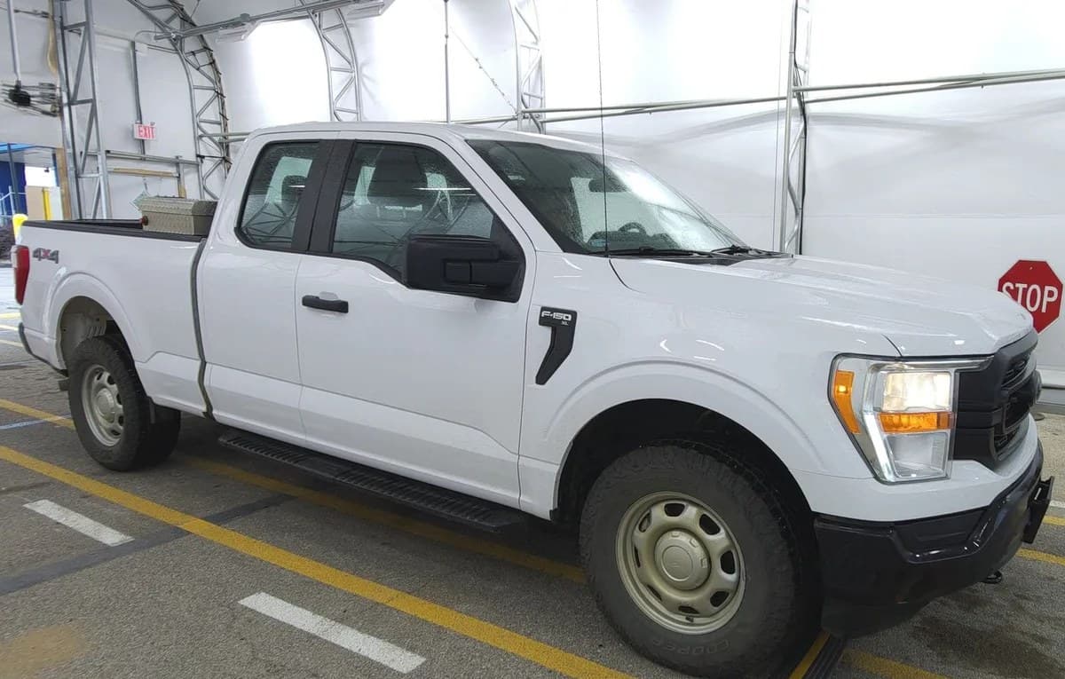 2021 FORD F-150 XL EXTENDED CAB MEDIUM BED W/REAR DOORS 4