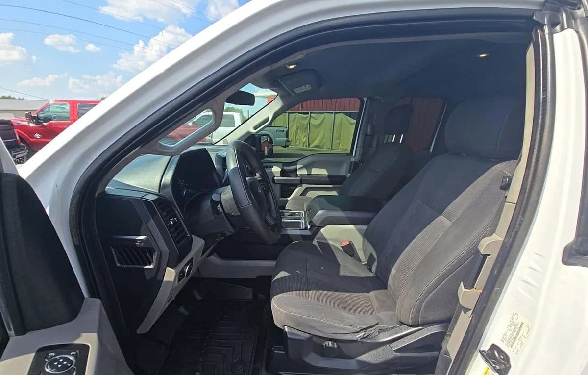 2017 FORD F-150 XL EXTENDED CAB MEDIUM BED W/REAR DOORS 4