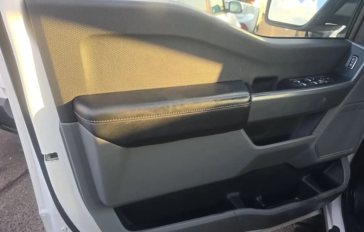 2021 FORD F-150 XLT CREW CAB MEDIUM BED 6