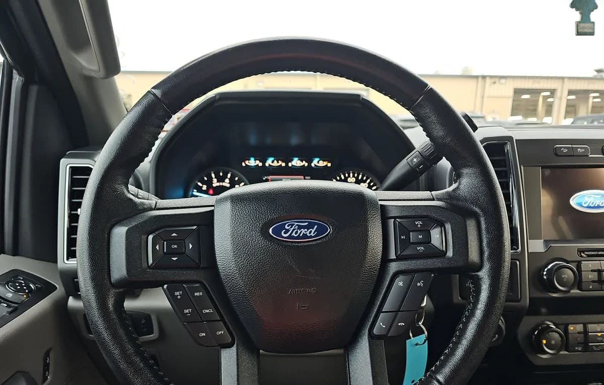 2019 FORD F-150 XLT CREW CAB MEDIUM BED 7