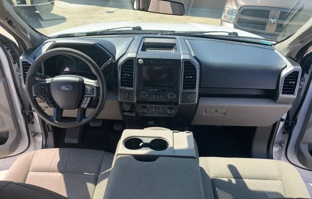2019 FORD F-150 XLT CREW CAB MEDIUM BED 4