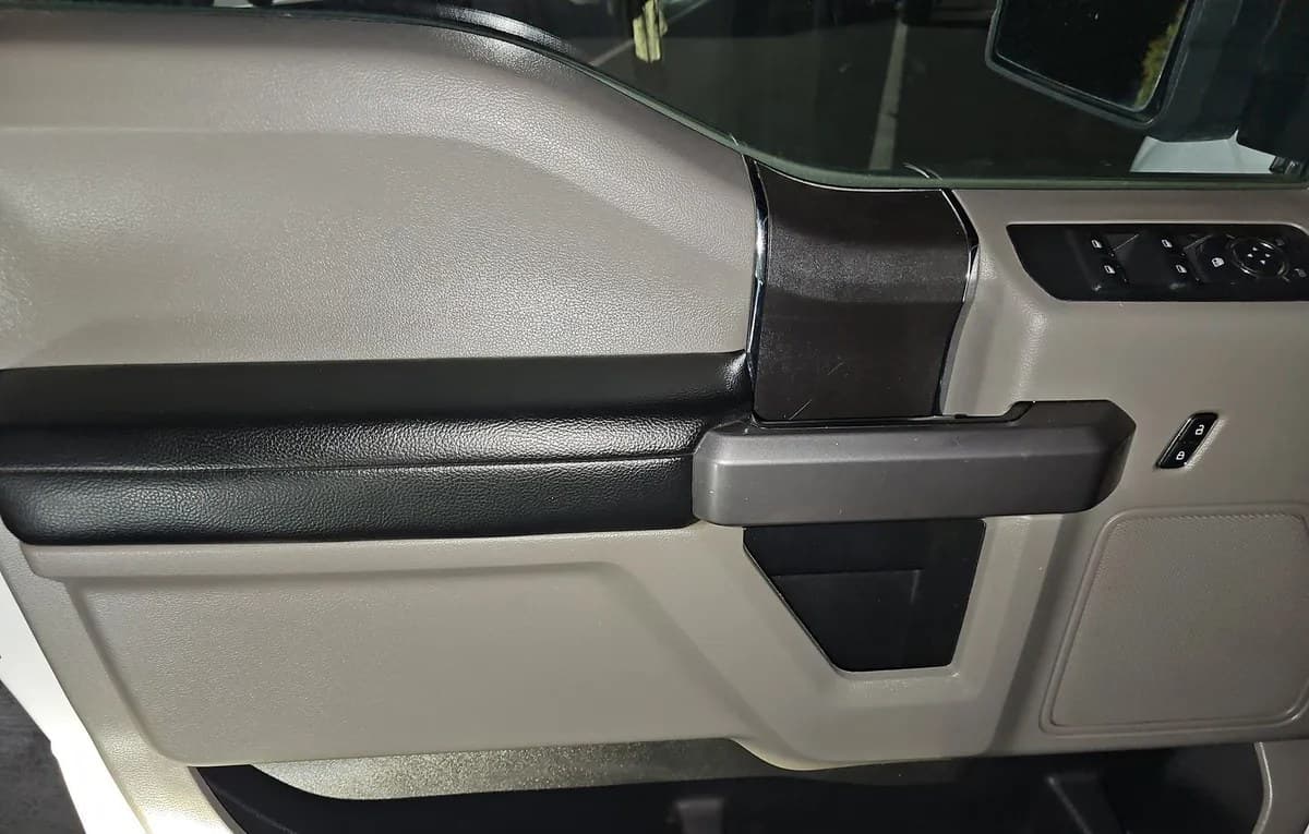 2019 FORD F-150 XLT CREW CAB MEDIUM BED 6
