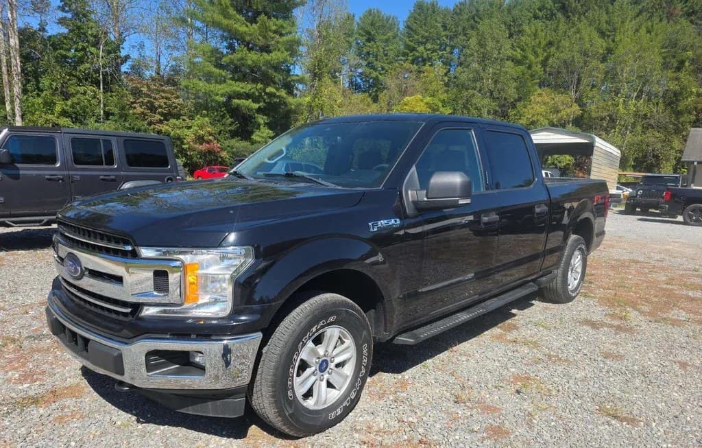 2020 FORD F-150 XLT CREW CAB MEDIUM BED
