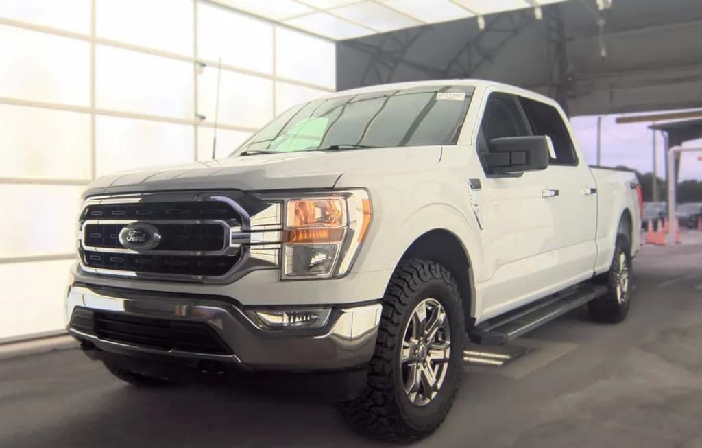2023 FORD F-150 XLT CREW CAB MEDIUM BED
