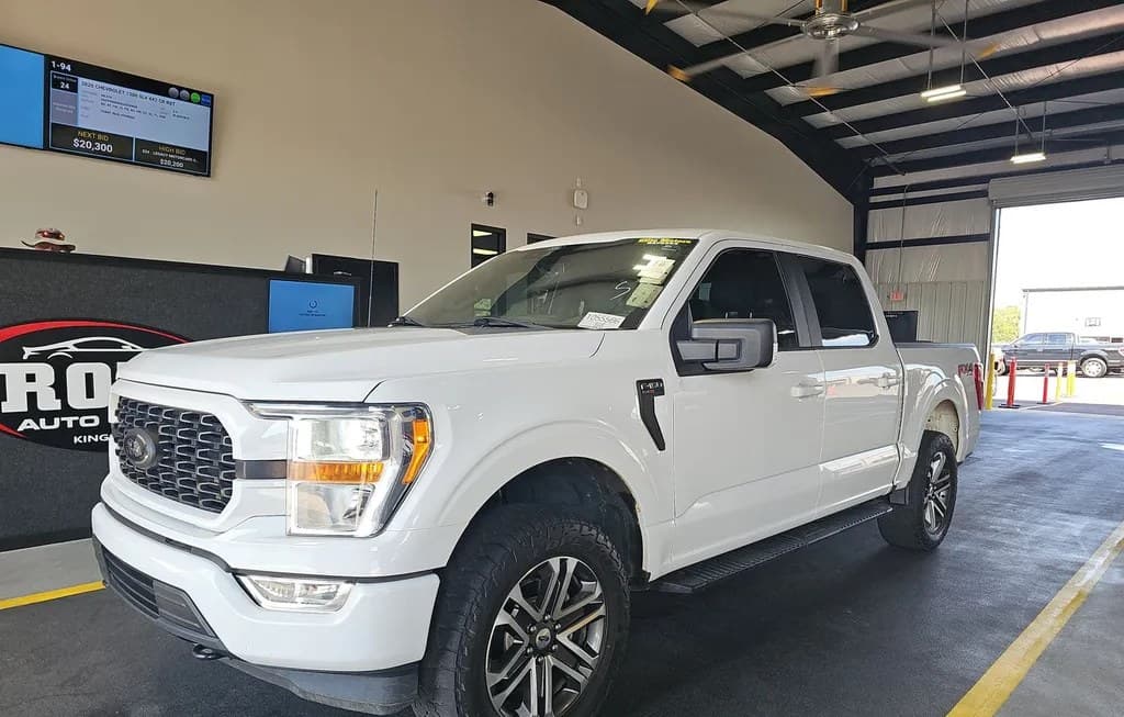 2022 FORD F-150 XL CREW CAB SHORT BED