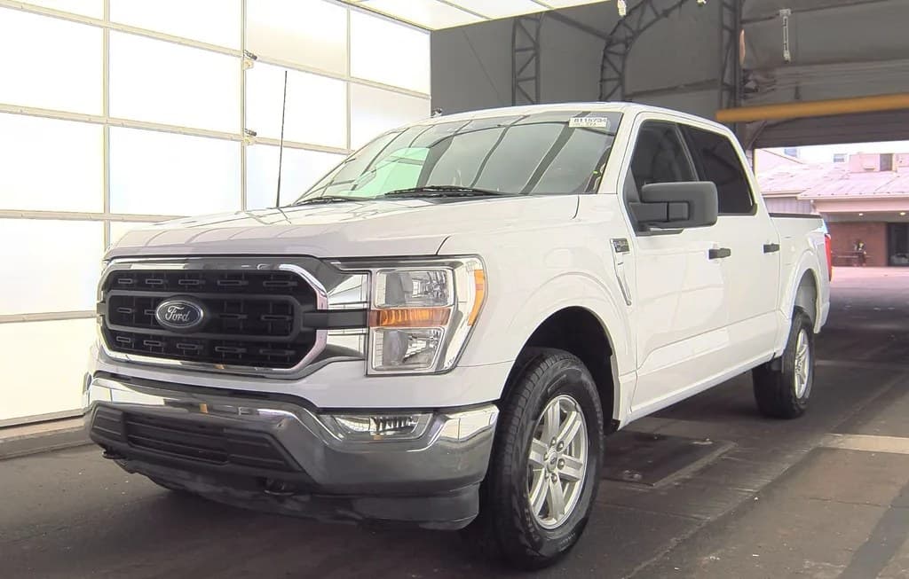 2022 FORD F-150 XLT CREW CAB SHORT BED