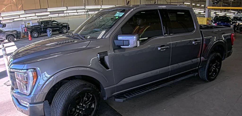 2023 FORD F-150 LARIAT CREW CAB SHORT BED