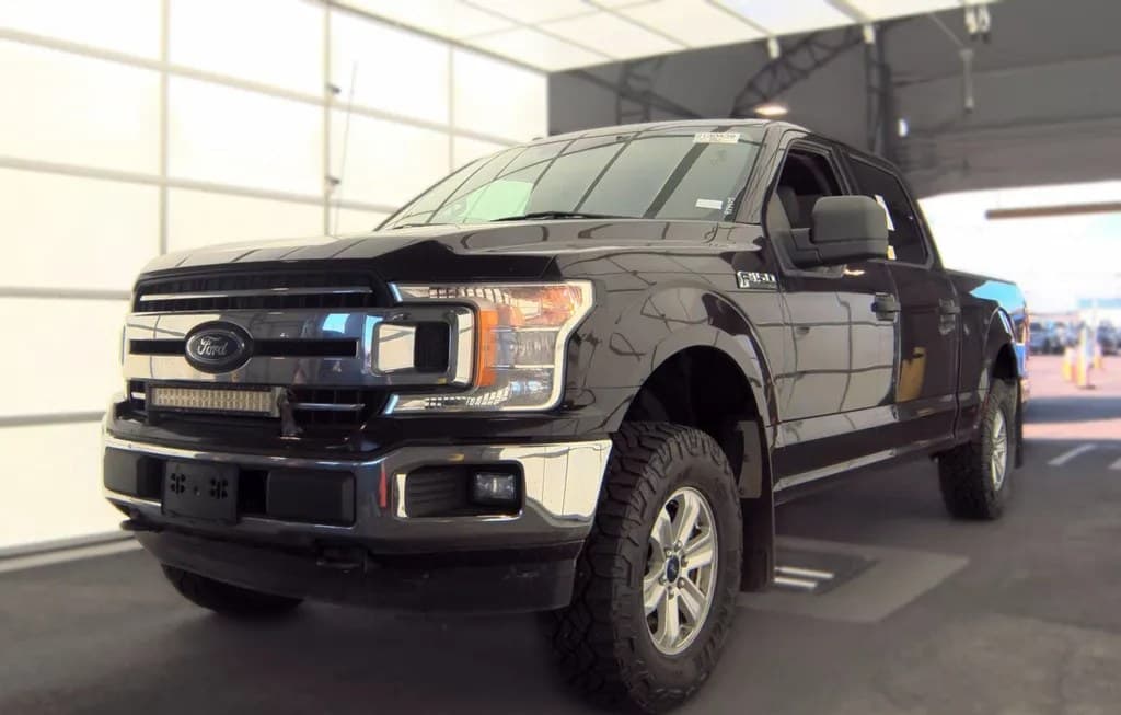 2018 FORD F-150 XLT CREW CAB MEDIUM BED 1