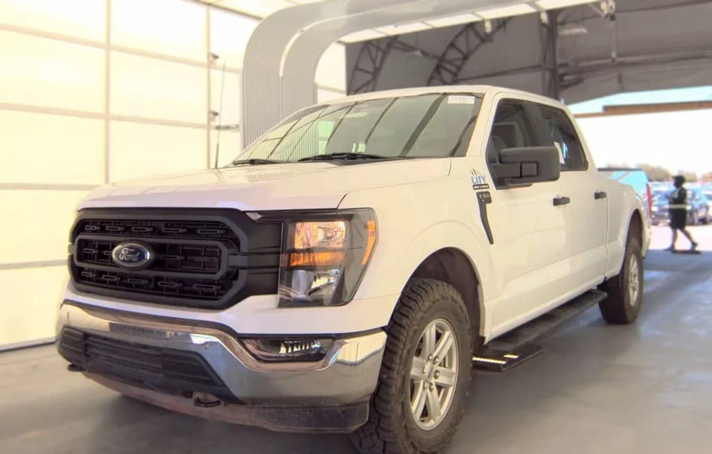 2023 FORD F-150 XL CREW CAB MEDIUM BED