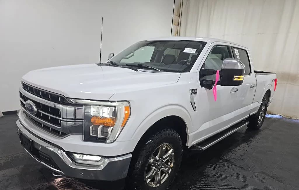 2023 FORD F-150 LARIAT CREW CAB MEDIUM BED
